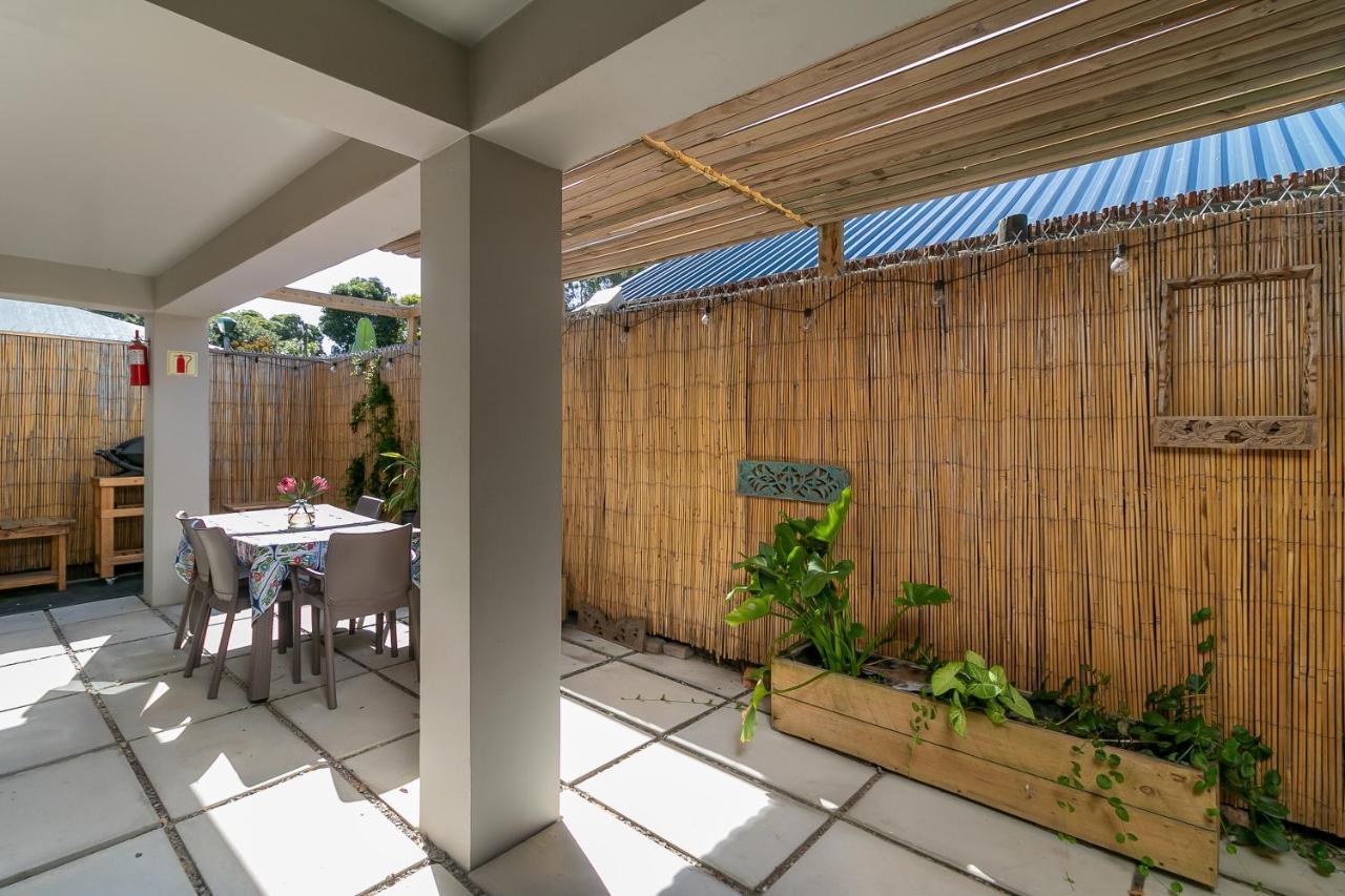 In Toto Retreat - Garden Route Hotel Sedgefield Exterior photo